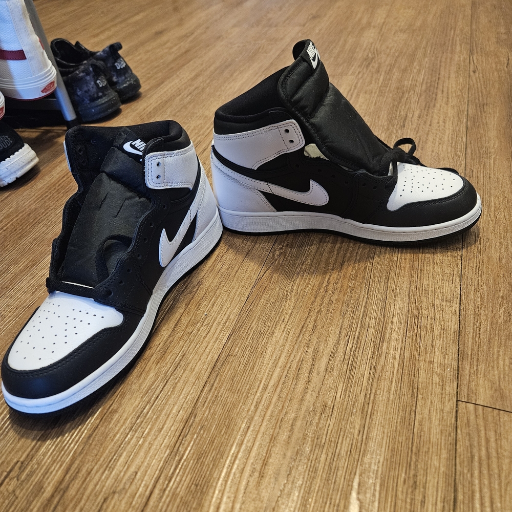 NIKE Air Jordan 1 Retro High Og
